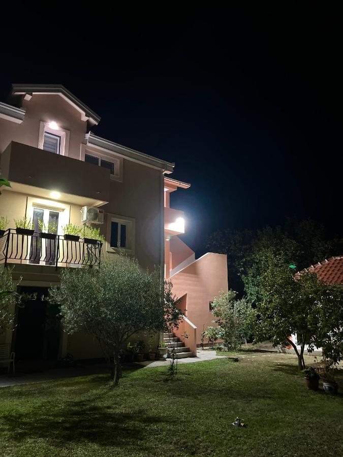Apartments Two Olives Kotor Dış mekan fotoğraf