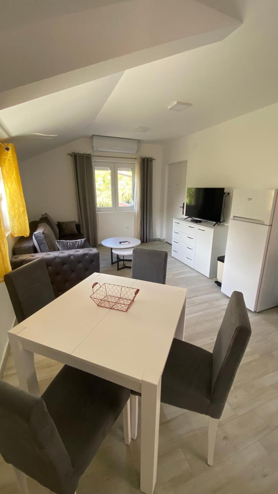 Apartments Two Olives Kotor Dış mekan fotoğraf
